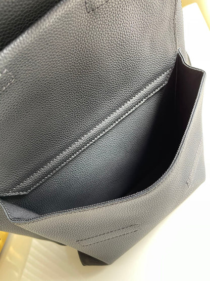 LV LV Aerogram Backpack Black For Men, Bags 43cm LV M57079