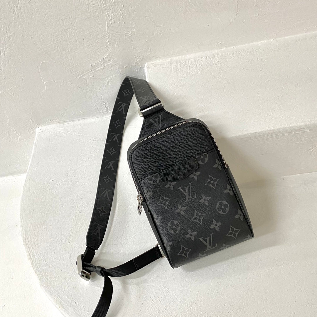 LV Outdoor Slingbag Taigarama Noir Black For Men, Bags, Crossbody Bags 8.3in/21cm LV M30741